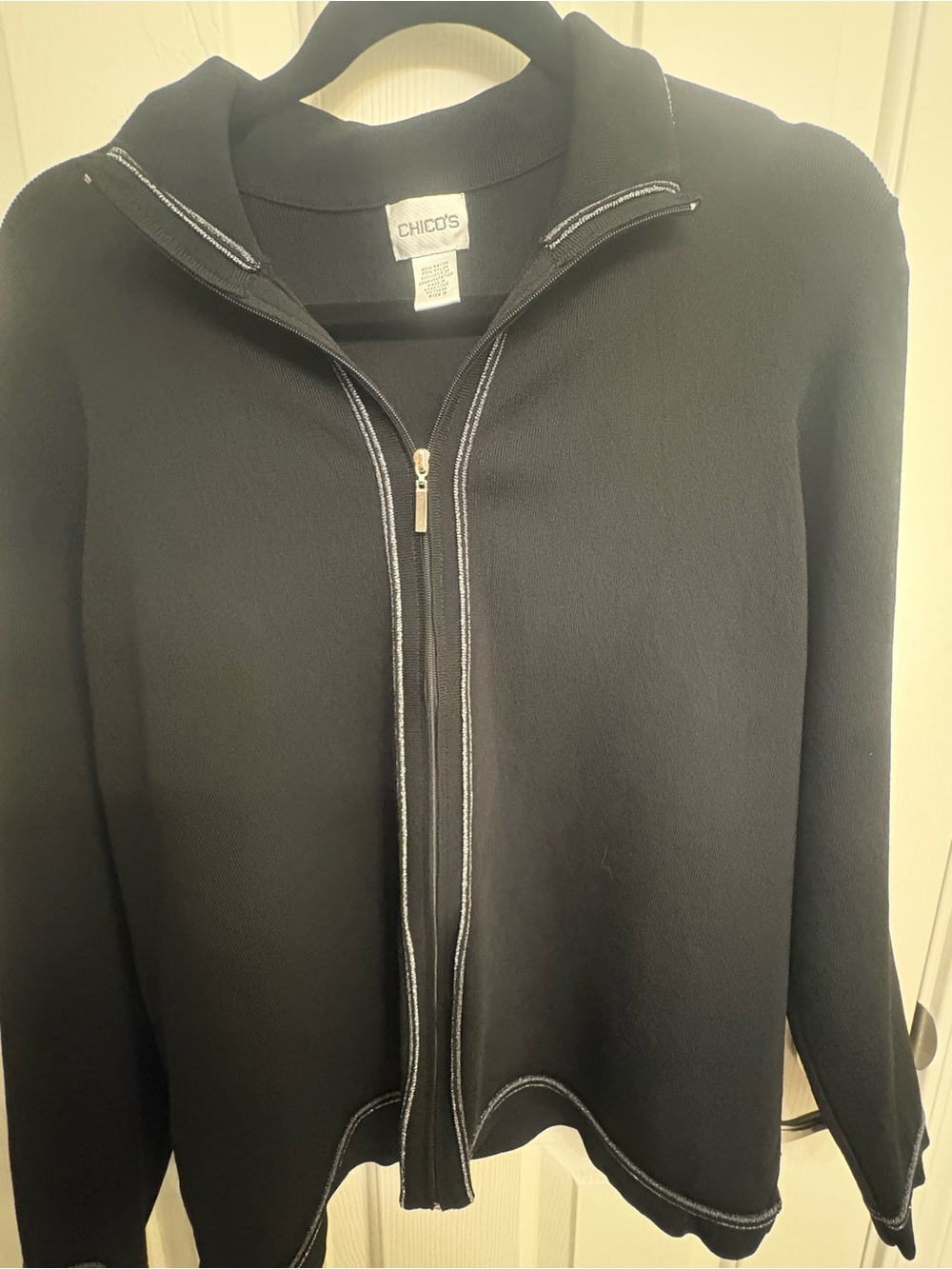 Sz-3,Chico's Black Zip-Front Jacket, Metallic Silver Detail. Cardigan Style